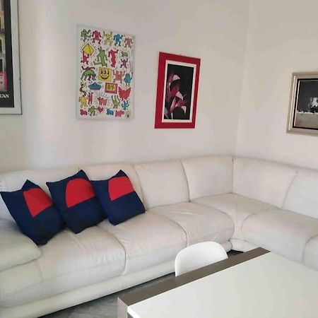 Lovely Flat, Super Connected To The Centre,Wifi,4P Milan Bagian luar foto